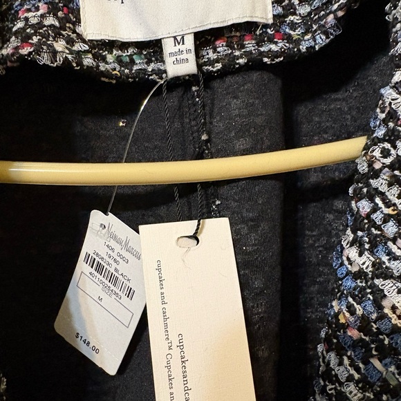 cupcakes & cashmere Black Multi Tweed Pearl-Button Cropped Blazer - Picture 3 of 8